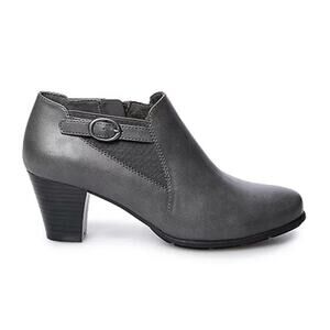 NIB Croft & Barrow Ines Grey Faux Leather Women's Ankle Boots Size 8W Wide